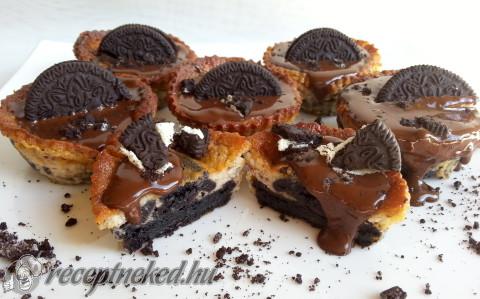 Oreos mini sajttortácskák