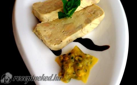 Kacsamáj terrine maracujazselével