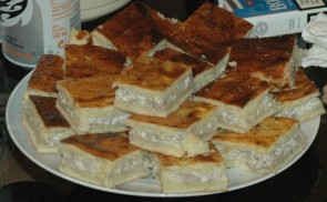 Húsos pite tejföllel és magvakkal