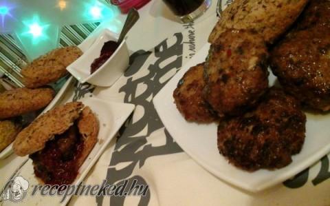 Kanadai zsályás pulyka burger