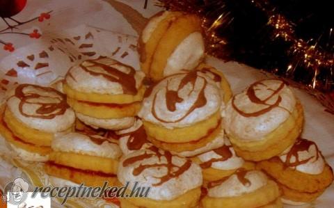 Marcipános, kókuszhabos linzer