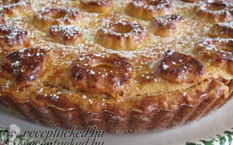 Almás pite