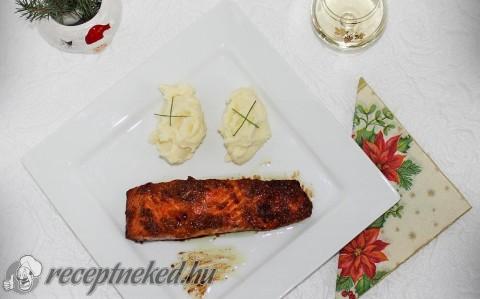 Fűszeres-pácolt lazacszelet