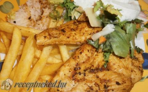Grillezett csirke vegyes körettel