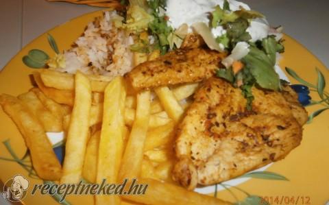 Grillezett csirke vegyes körettel