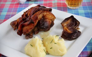 Fűszeres-sörös csülök