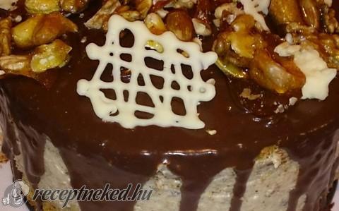 Diós-birsalmazselés-grillázsos torta