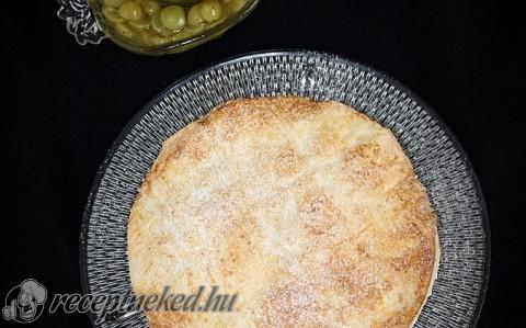 Túrókrémes torta gyömbéres szőlőraguval
