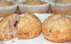 Aszalt áfonyás muffin