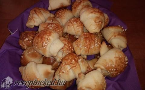 Küldte: Buza Zsuzsa
