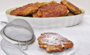 Almás latkesz