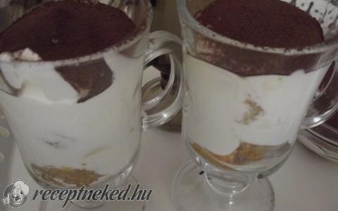 Tiramisu banánnal