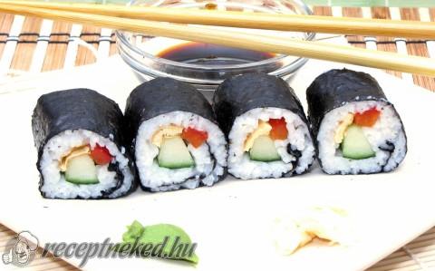 Makizushi (巻き) sushi, szusi