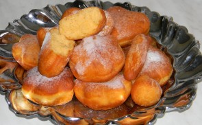 Joghurtos édesburgonya fánk