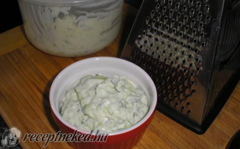 Tzatziki saláta