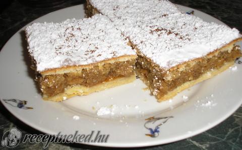 Almás pite