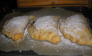 Mascrponéval, nutellával töltött calzone
