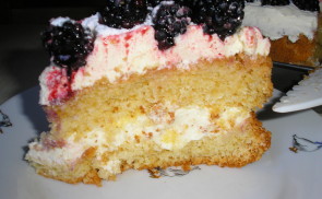 Szederkrémes torta