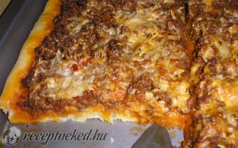 Bolognai ragus pizza