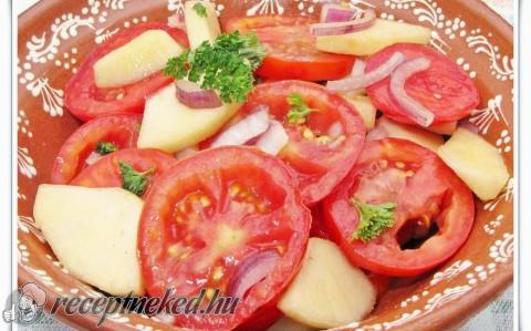 Almás paradicsomsaláta teriyaki szósszal