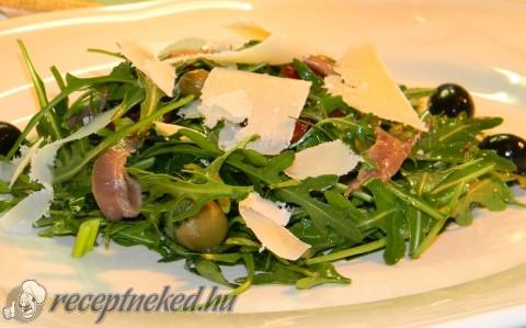 Szardellás rucola saláta