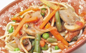 Mediterrán zöldséges spagetti