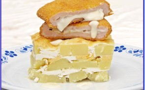Cordon bleu rakott krumplin