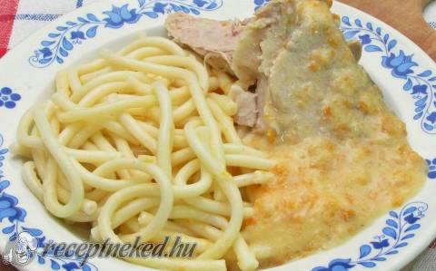 Főtt sertésszelet vadas mártással