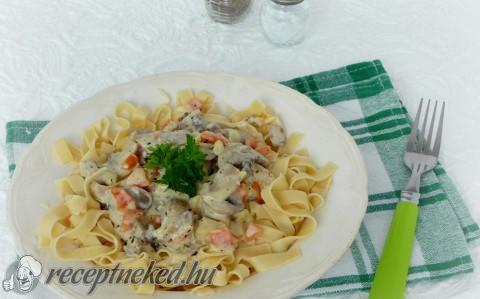 Zöldséges gomba tokány