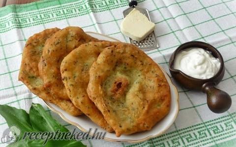 Medvehagymás lángos