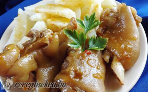Szaftos körömpörkölt