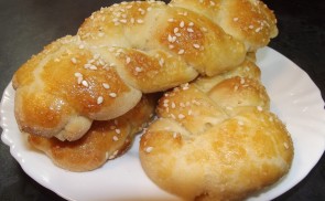 Szezámmagos kiflik