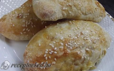 Sütőben sült töltött lángos