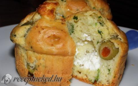 Medvehagymás muffin kecskesajttal