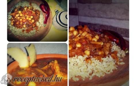Indiai sertés csicseriborsóval (Pandi Chana Curry)