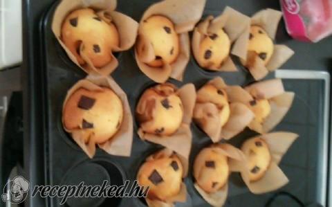 Csokikockás muffin