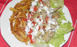Csirke gyros tál