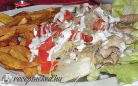 Csirke gyros tál