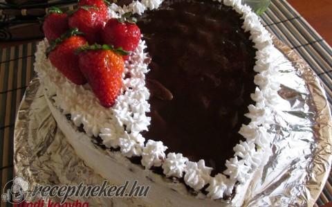 Erdei gyümölcsös, vaníliakrémes torta