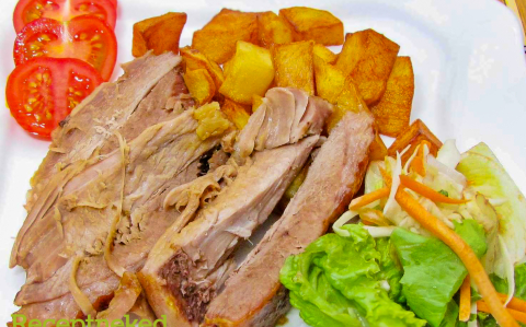 Fokhagymás pulykacomb pecsenye