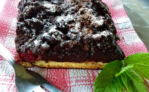 Csokis-meggyes szelet