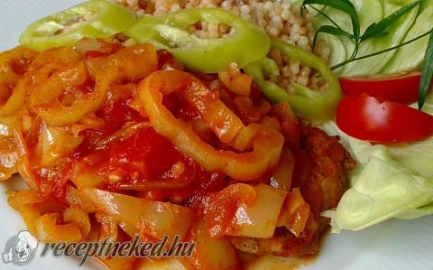 Lecsós karajszelet tarhonyával