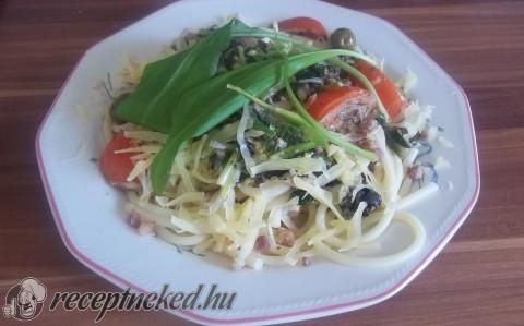 Medvehagymás-baconös makaróni parmezánnal