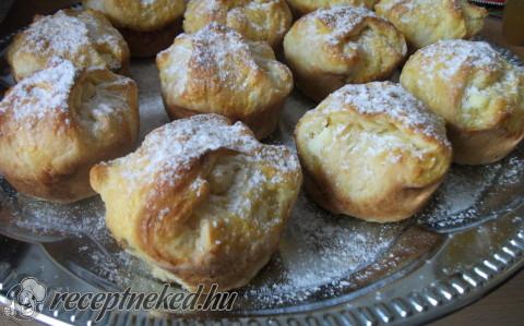 Túros bukta muffin formában