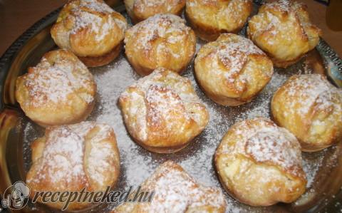 Túros bukta muffin formában