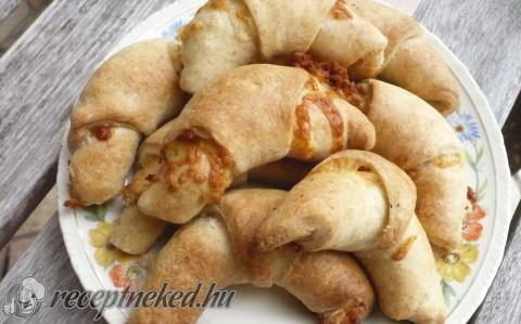 Sajtos kifli