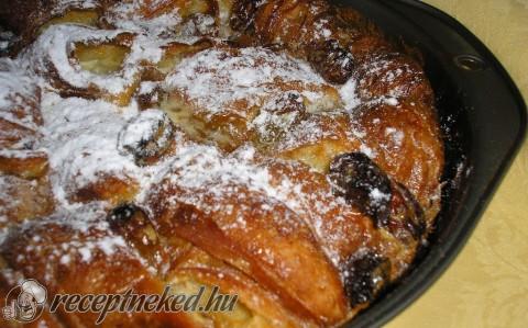 Egzotikus croissant-felfújt