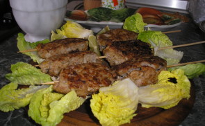 Fűszeres barna rizses kebab