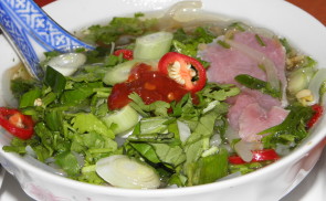 Vietnámi phó leves