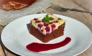 Málnás-ricottás brownie